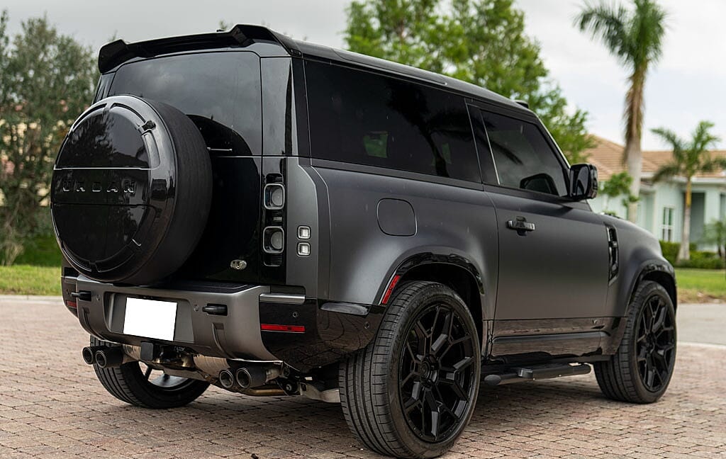 2023 Land Rover Defender 90 Carpathian Edition