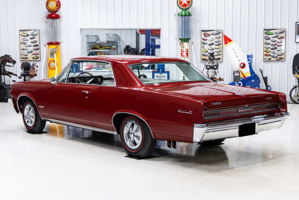 1964 Pontiac GTO